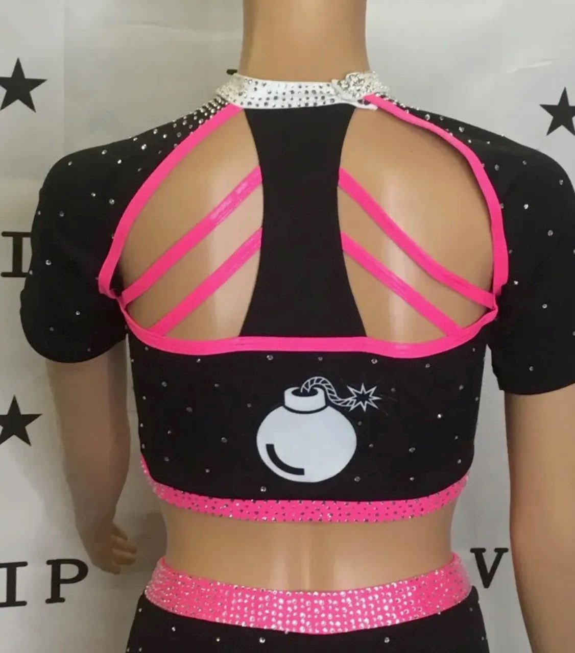 Cheerleading allstar Bombshell