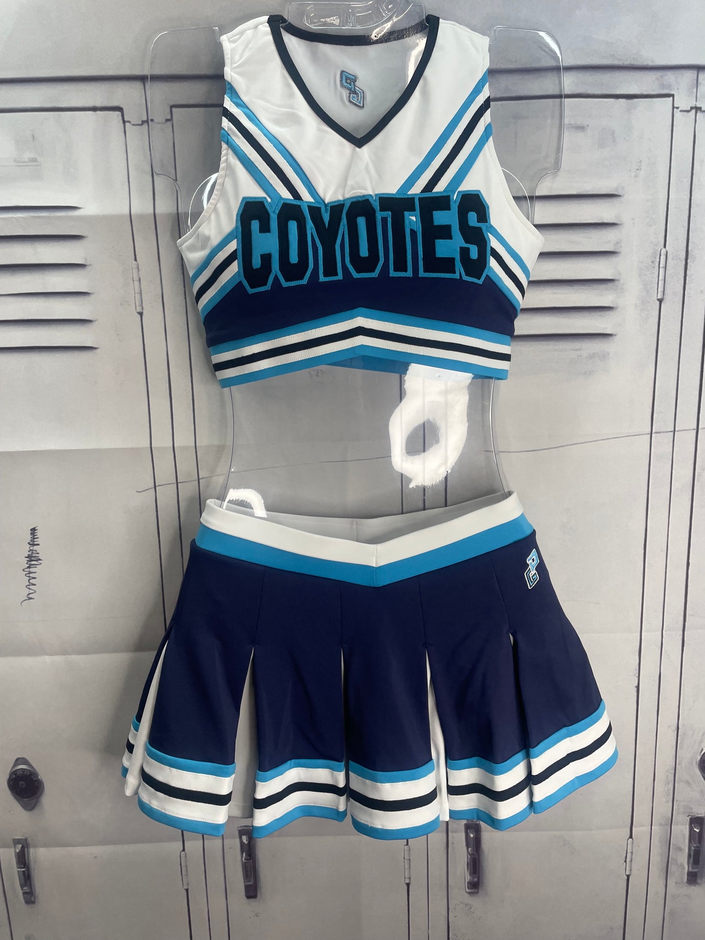 Varsity blues Ali larter coyotes